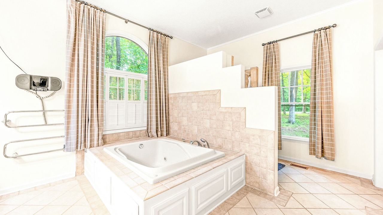 Photo of Bathroom in Sewanee