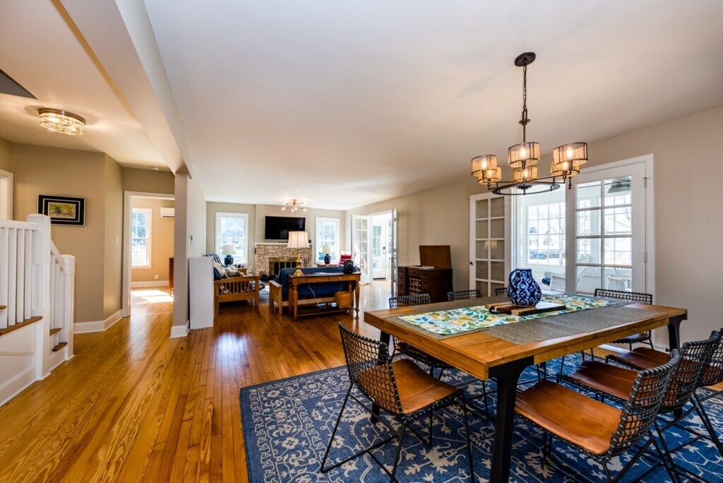 Photo of Bedroom in Lakeside