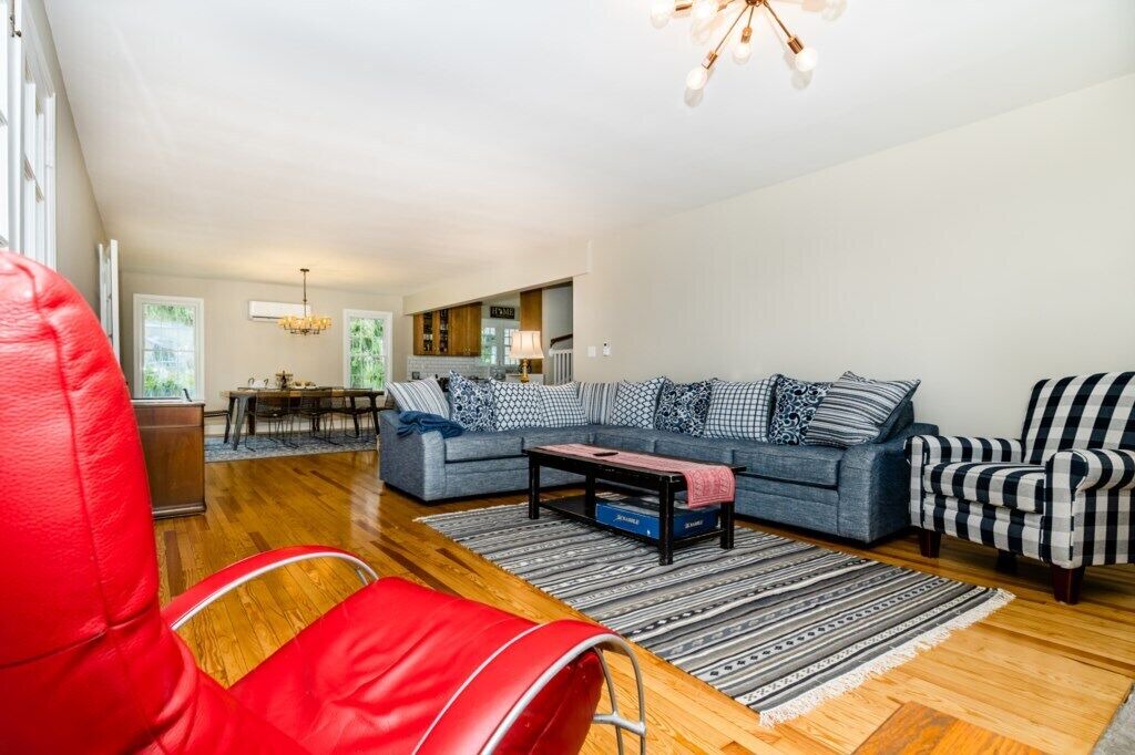 Photo of Bedroom in Lakeside