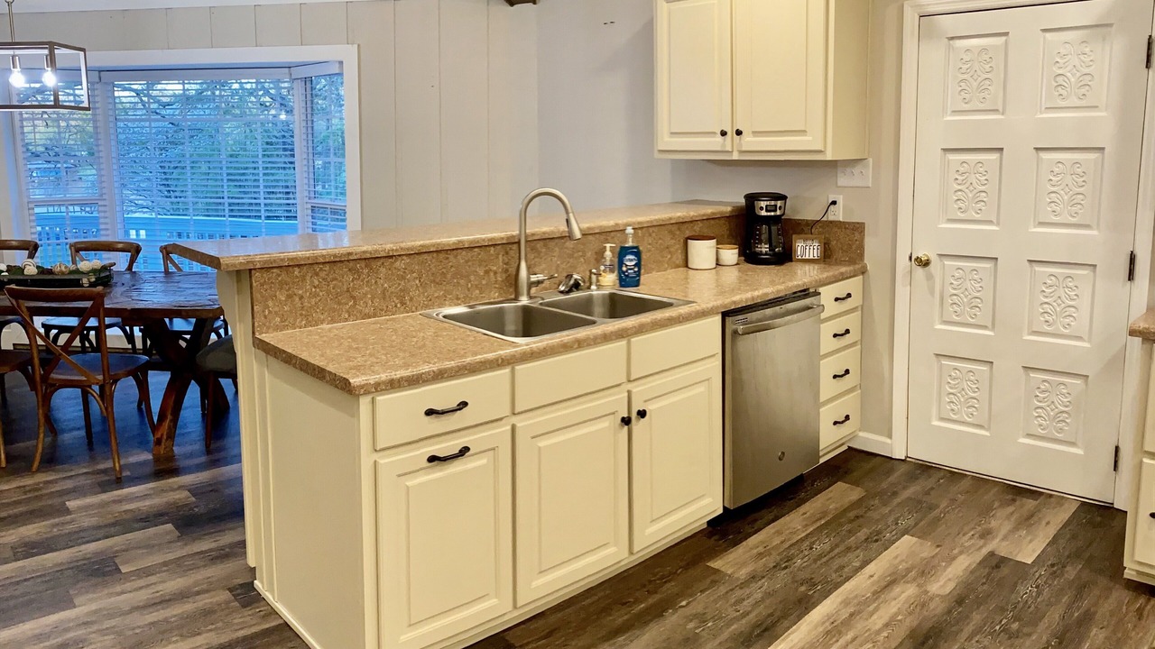 Photo of Kitchen in Eatonton