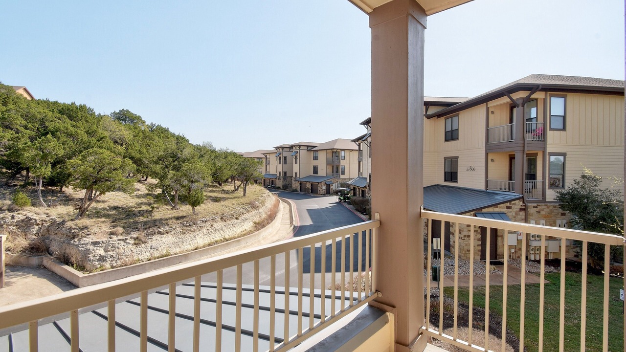 Photo of Patio Balcony in Jonestown