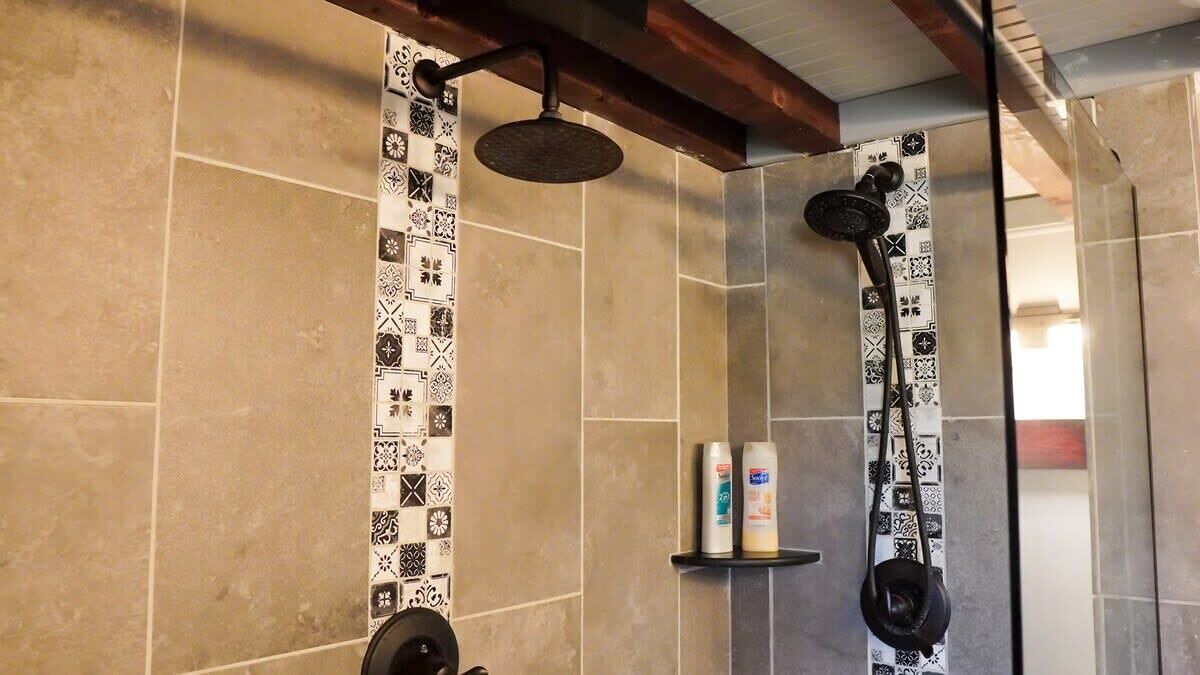Photo of Bathroom in Niles
