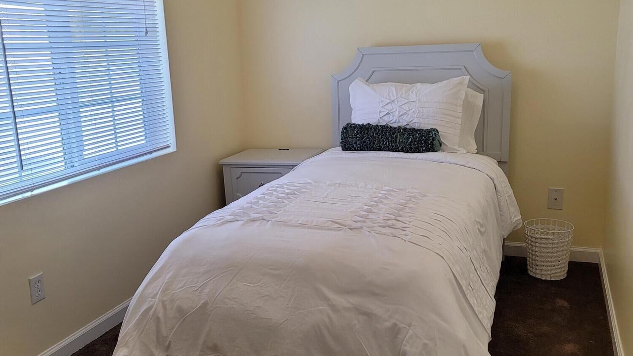 Photo of Bedroom in Buckeye Lake