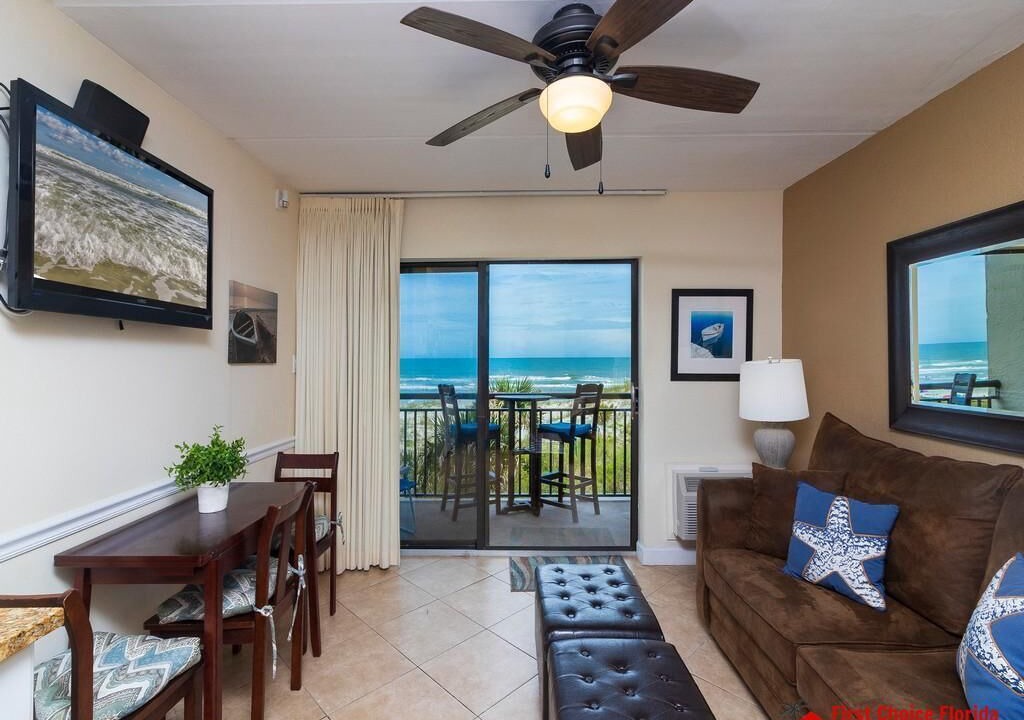 Photo of Patio Balcony in Crescent Beach