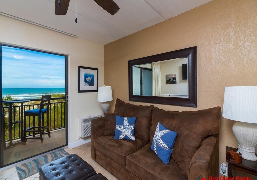Photo of Patio Balcony in Crescent Beach