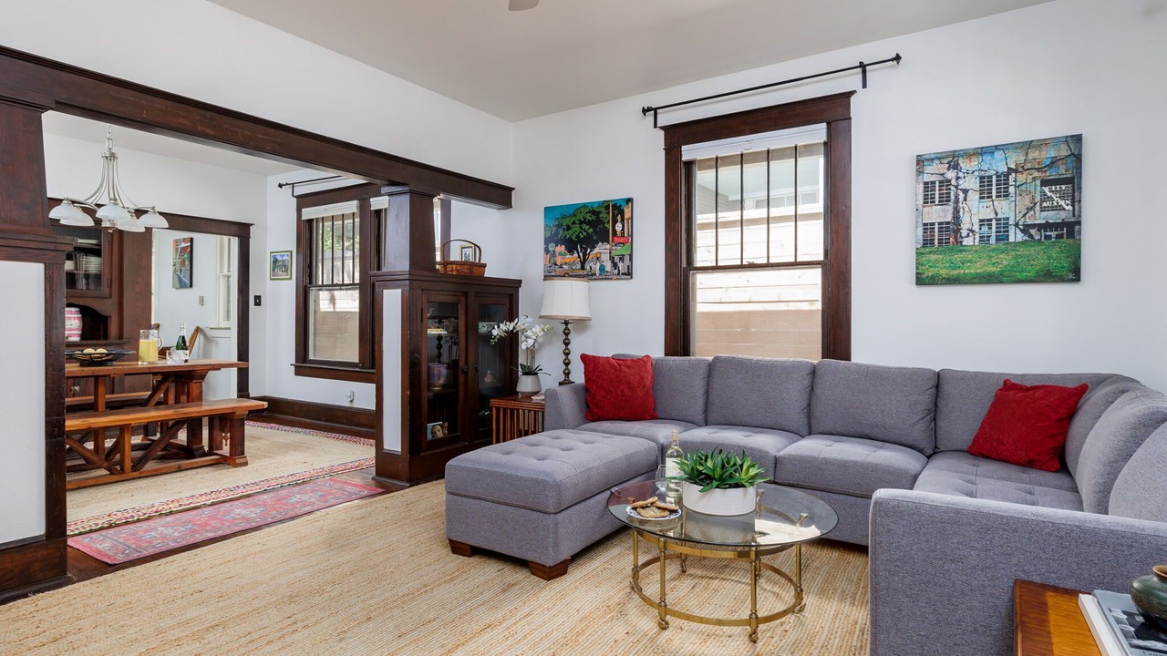 Photo of Livingroom in Clarksville