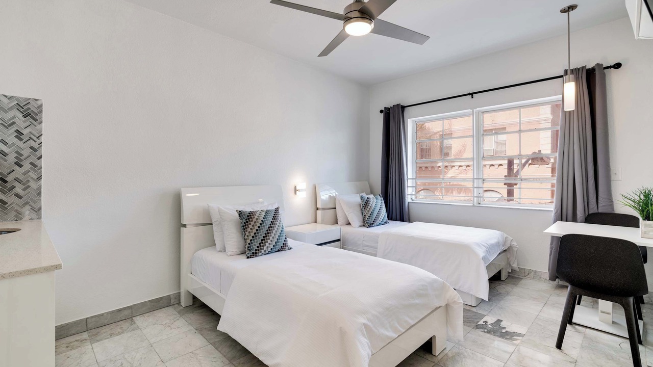 Photo of Bedroom in Flamingo/Lummus