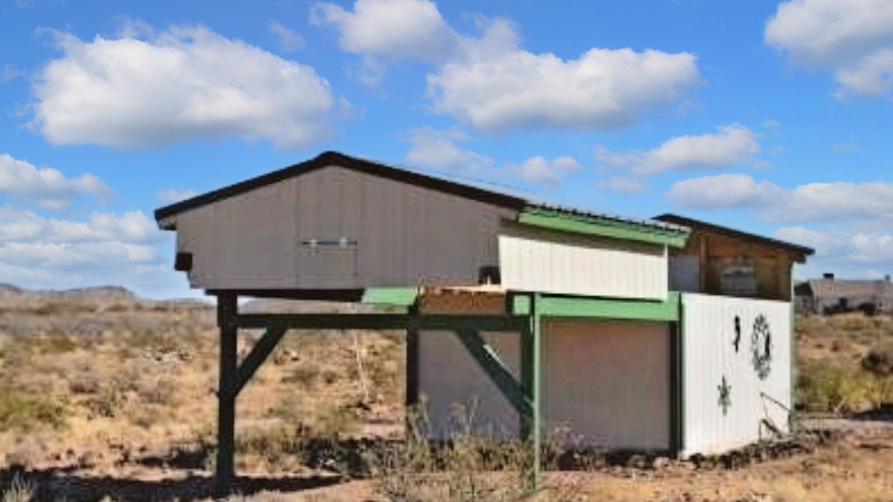 Photo of Others in Animas