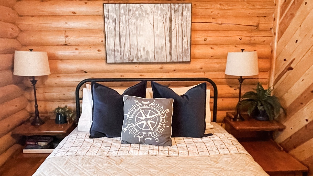 Photo of Bedroom in South Fork