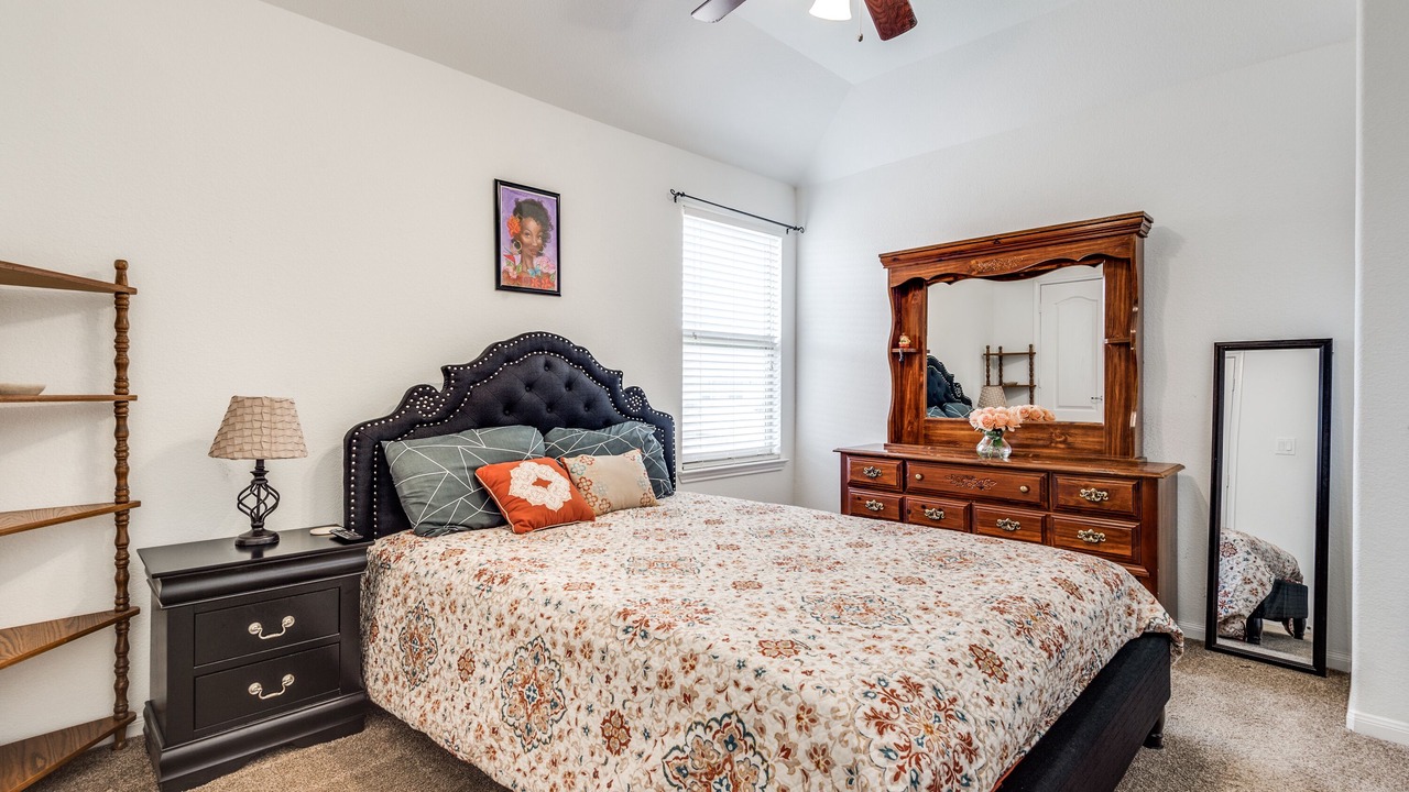 Photo of Bedroom in Louetta