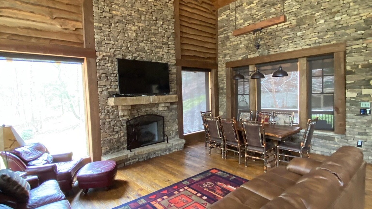 Photo of Livingroom in McCaysville