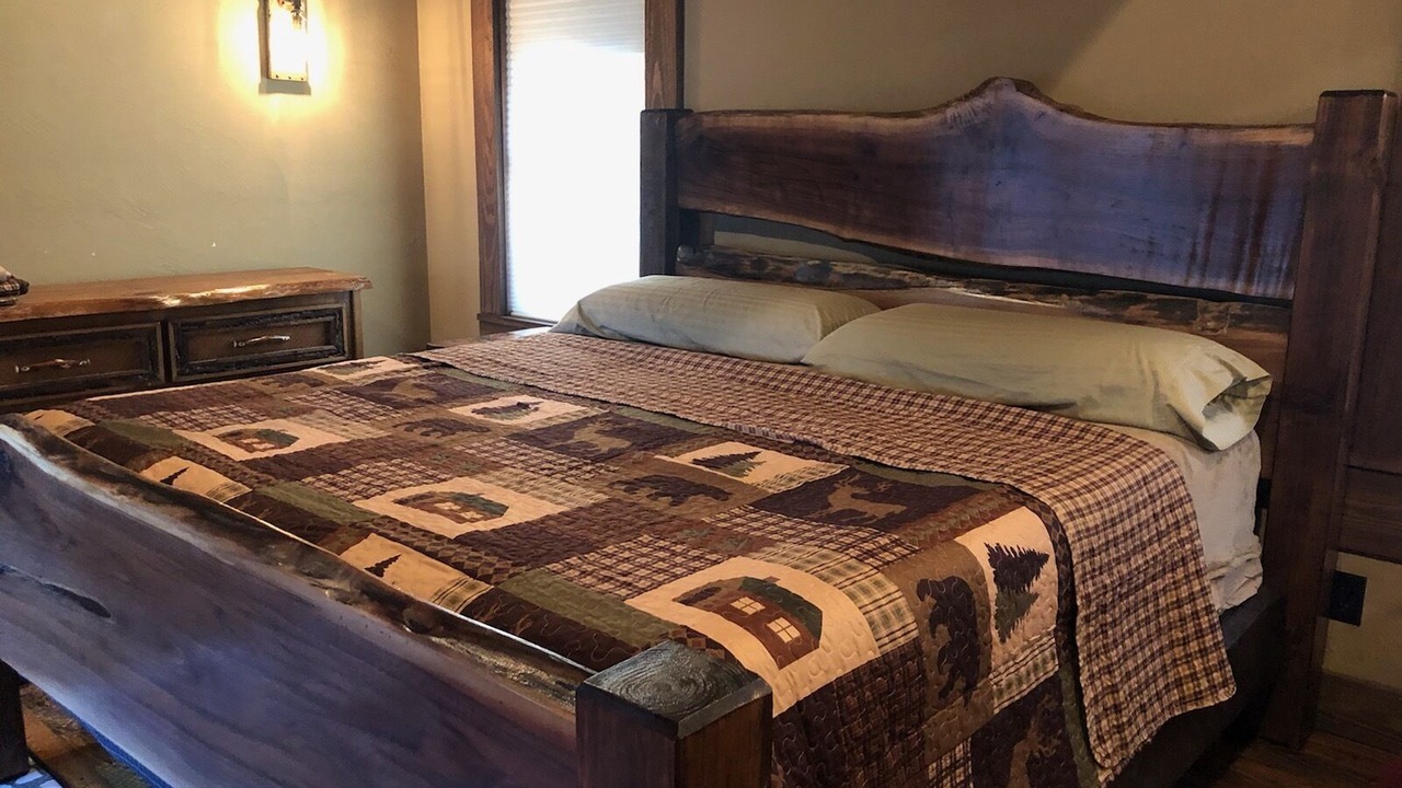 Photo of Bedroom in McCaysville