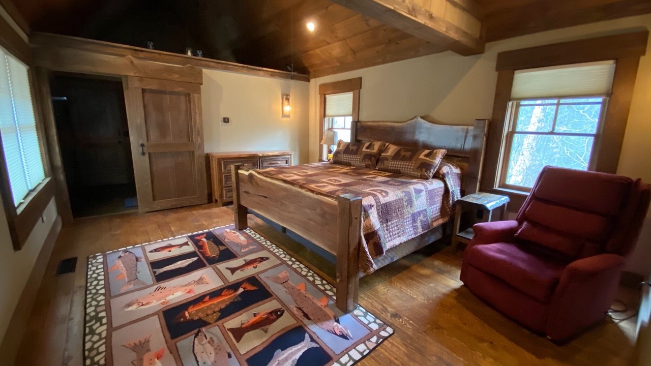Photo of Bedroom in McCaysville