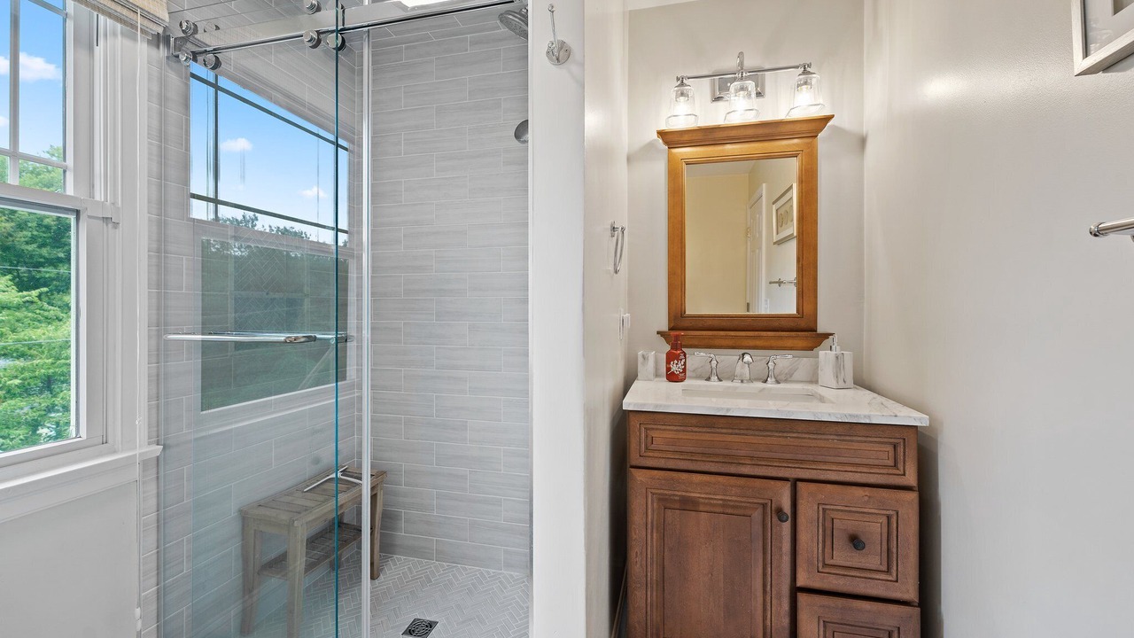 Photo of Bathroom in Bonnet Shores