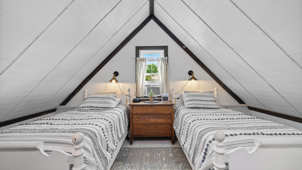 Photo of Bedroom in Bell Buckle