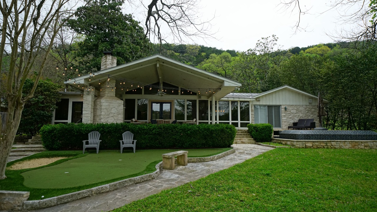 Photo of Outdoor in Rivercrest