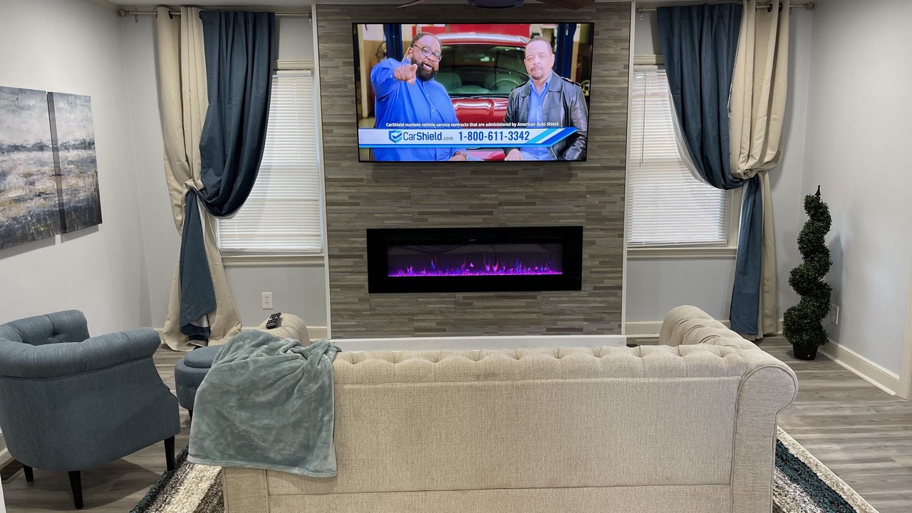 Photo of Livingroom in Jefferson Park