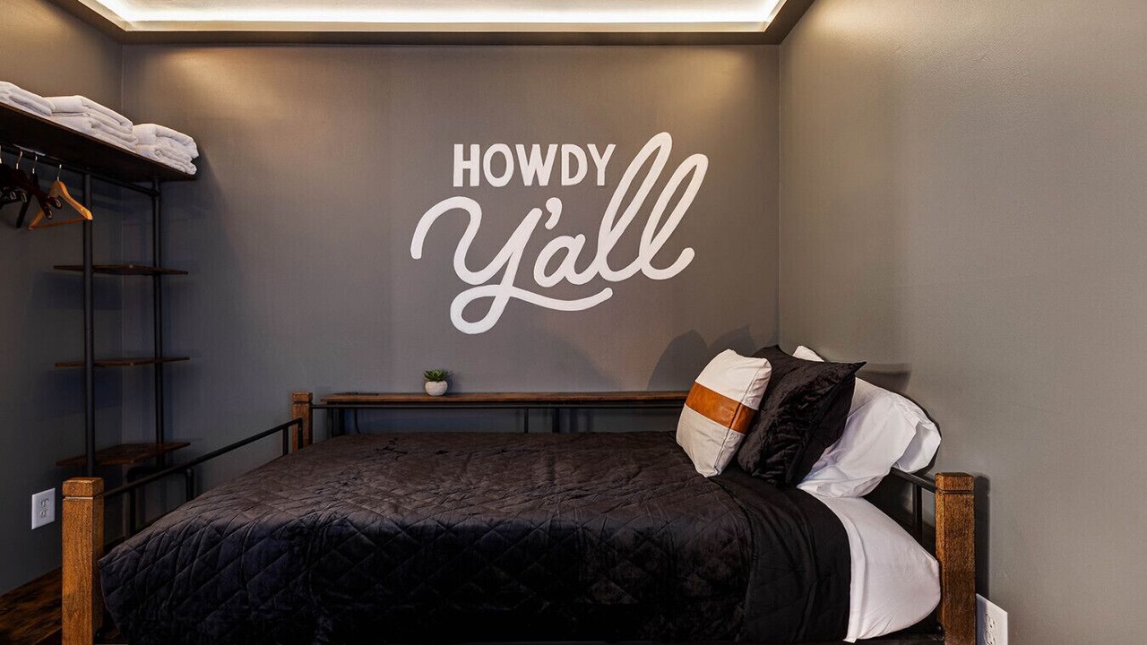 Photo of Bedroom in Academy Square