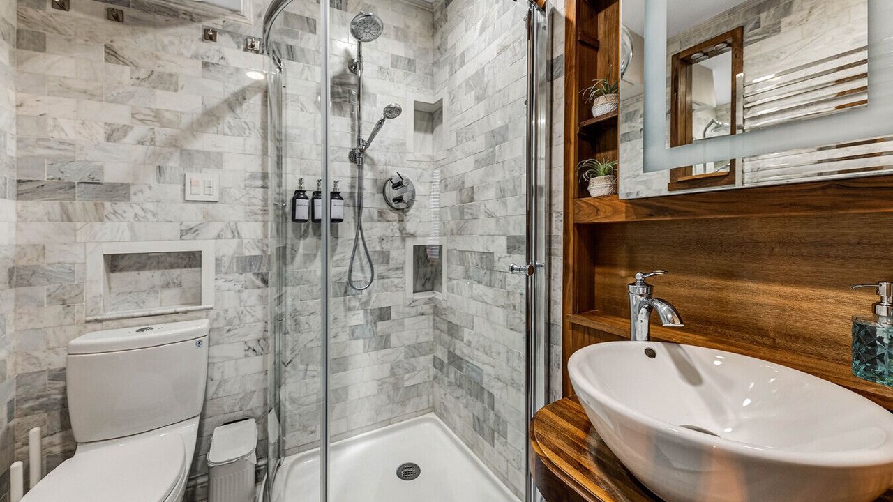 Photo of Bathroom in Academy Square