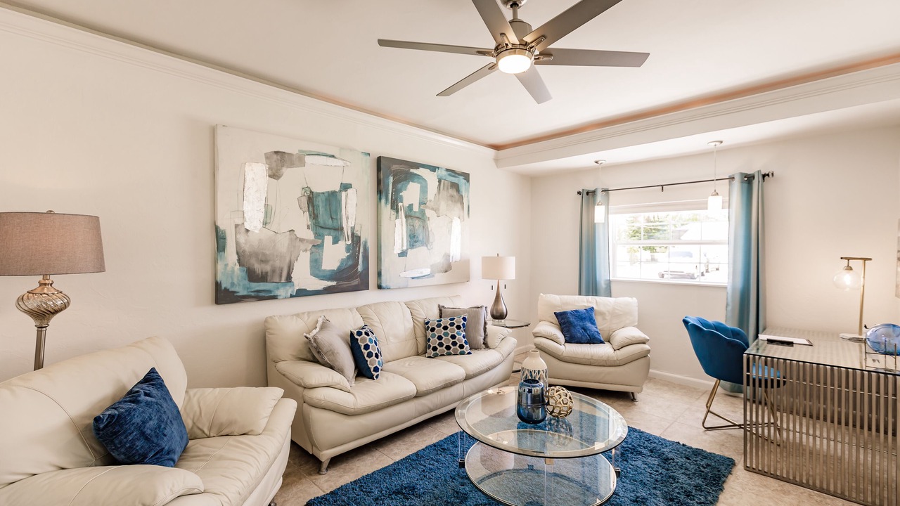 Photo of Bedroom in Naples Park