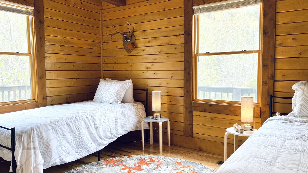 Photo of Bedroom in Stokes