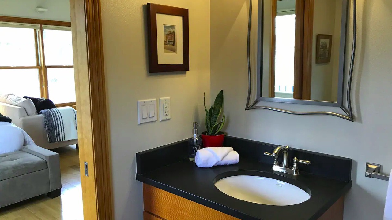 Photo of Bathroom in Central Boulder
