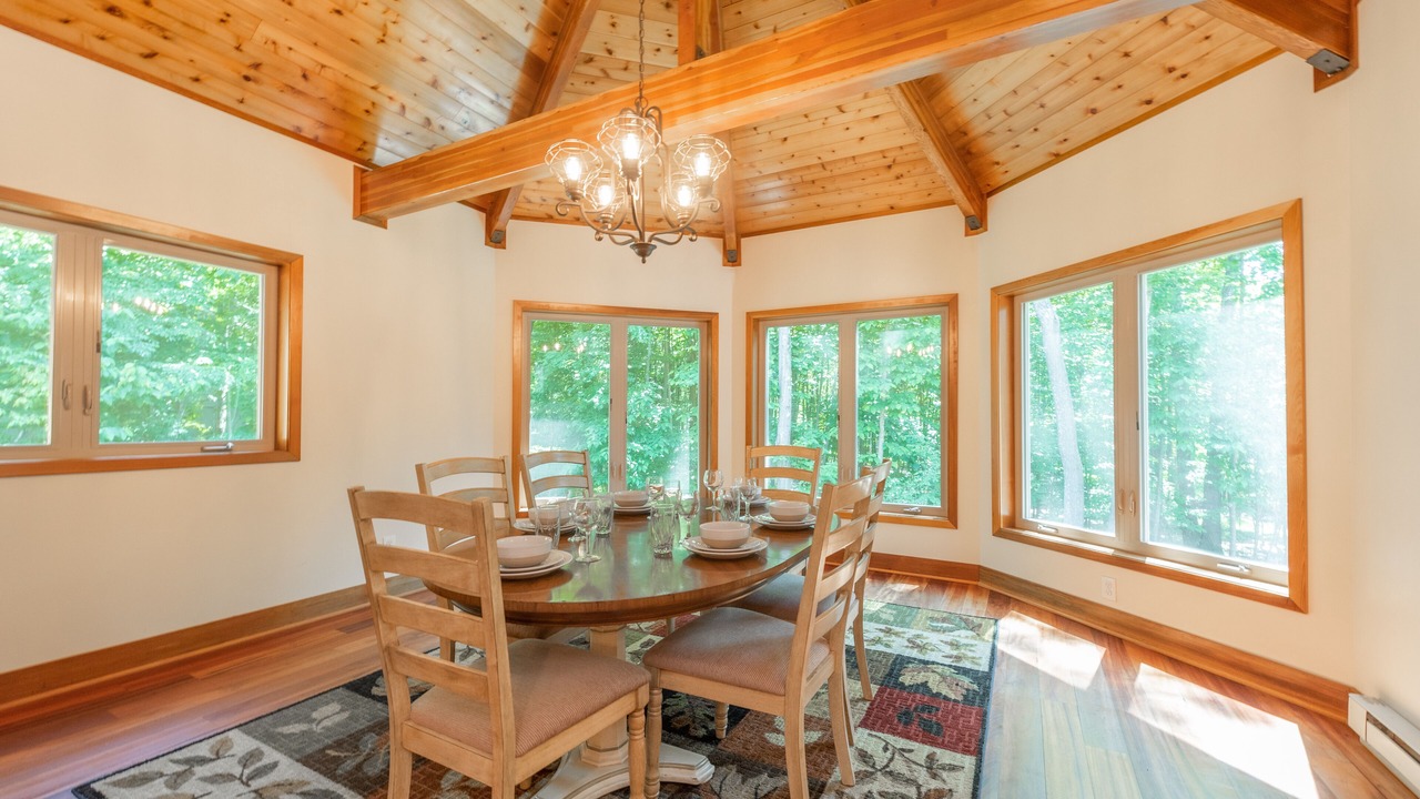 Photo of Bedroom in Mountainside