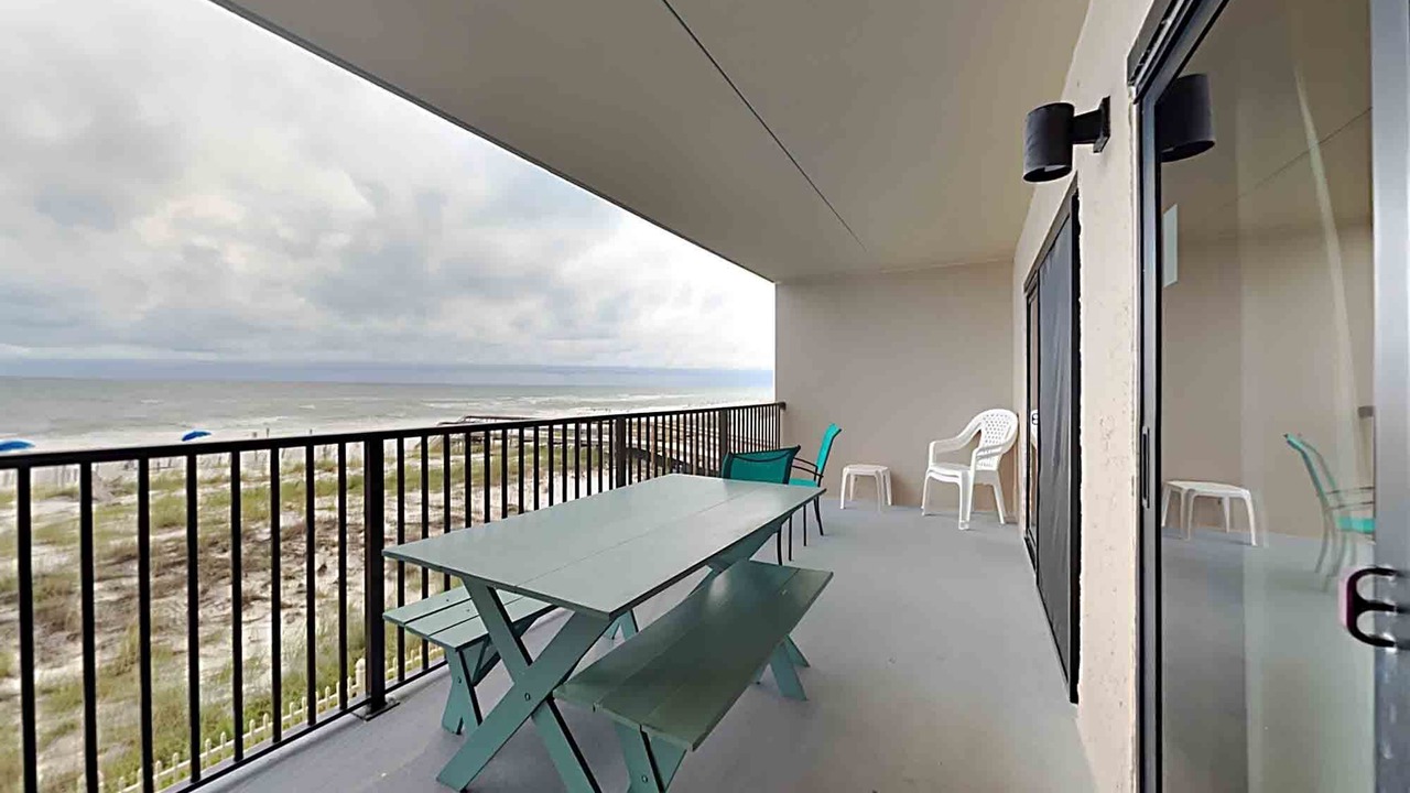 Photo of Patio Balcony in Ono Island
