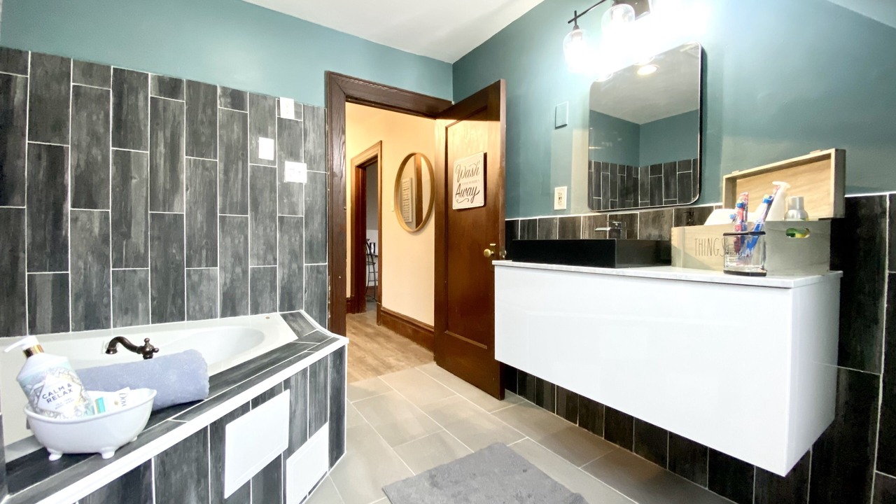Photo of Bathroom in Harrisburg - Hershey