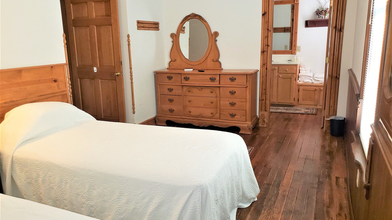 Photo of Bedroom in Bartlett