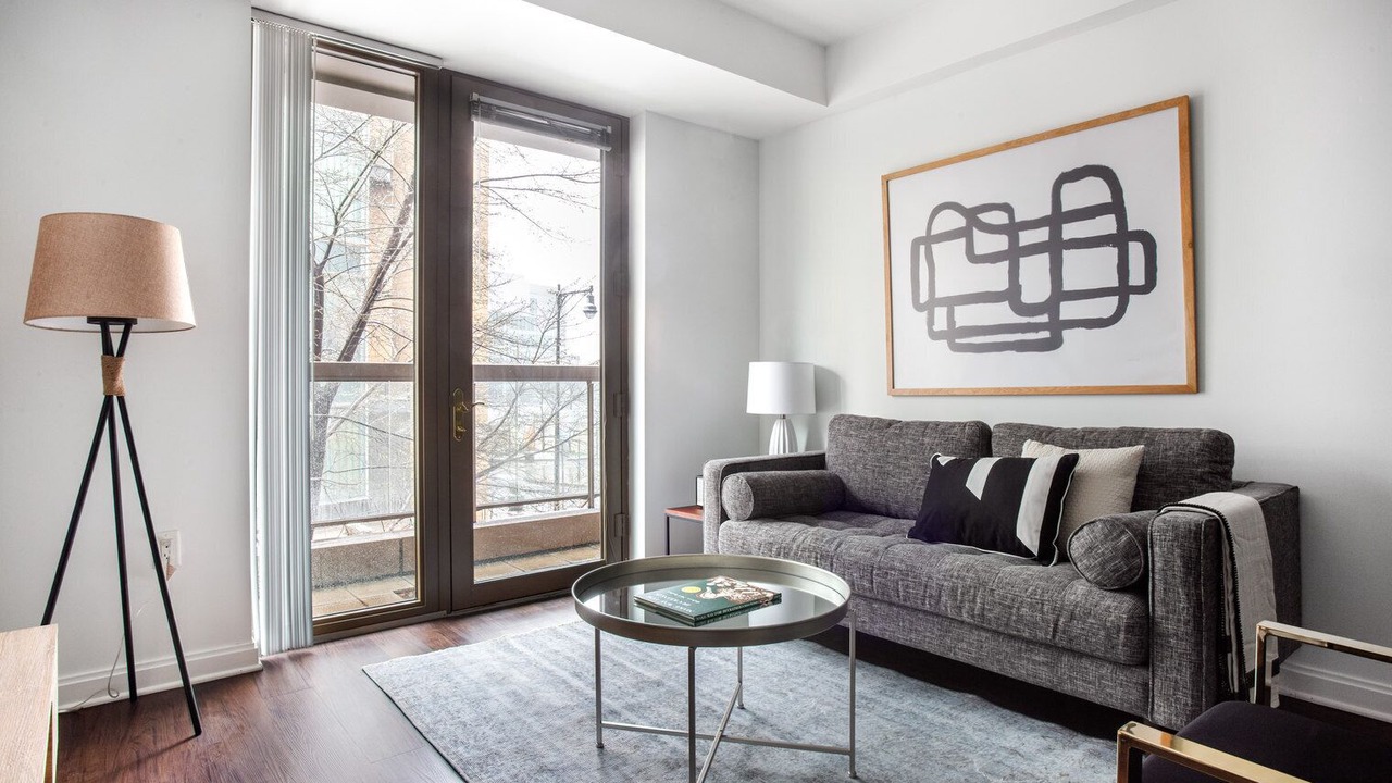 Photo of Livingroom in East Cambridge