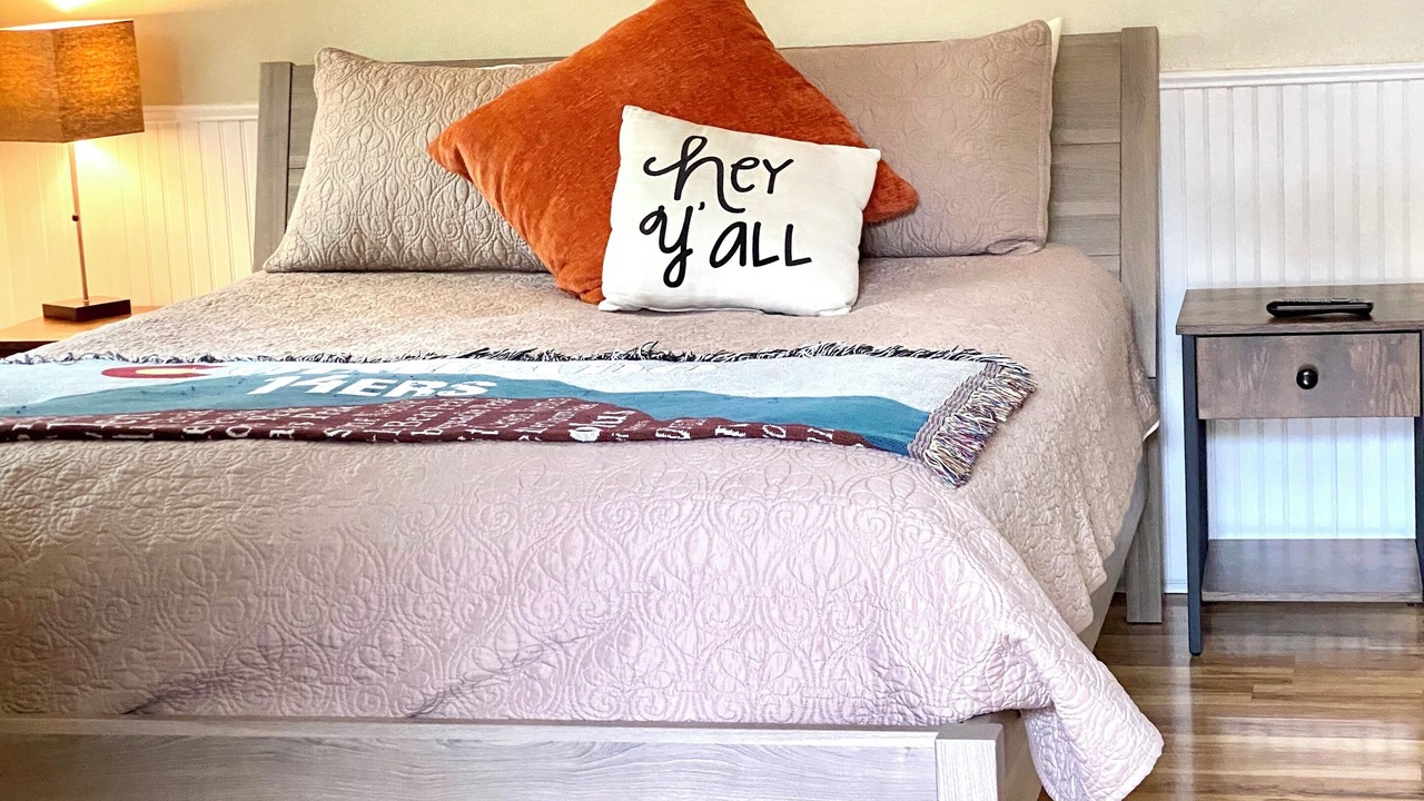 Photo of Bedroom in University Park