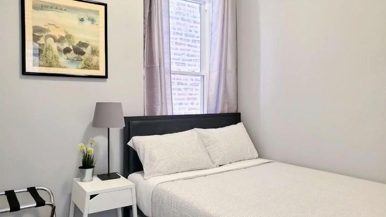 Photo of Bedroom in Armour Square