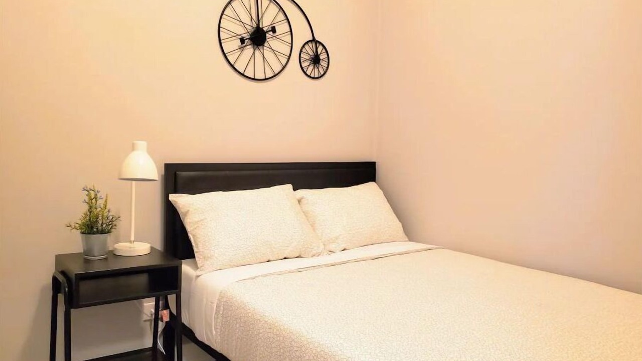 Photo of Bedroom in Armour Square