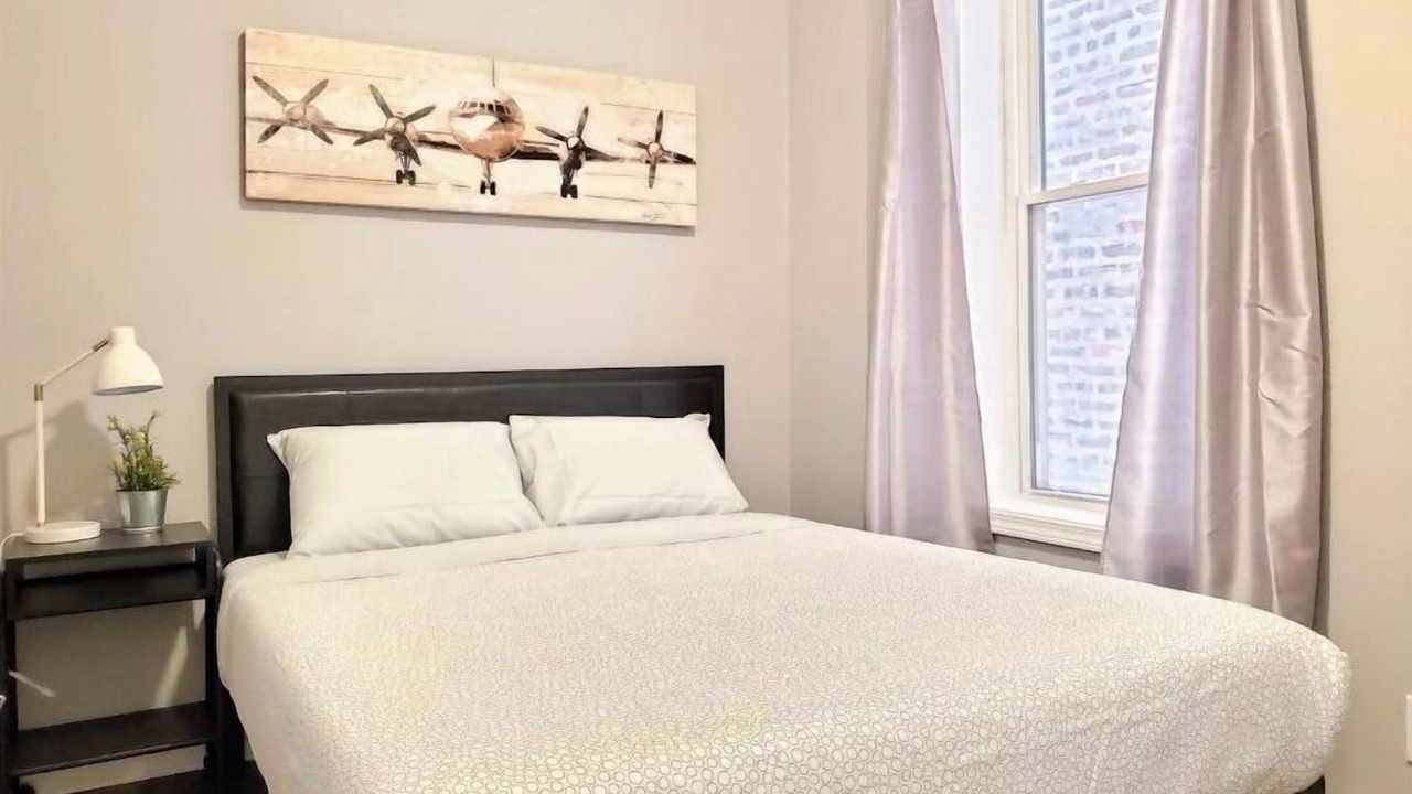 Photo of Bedroom in Armour Square