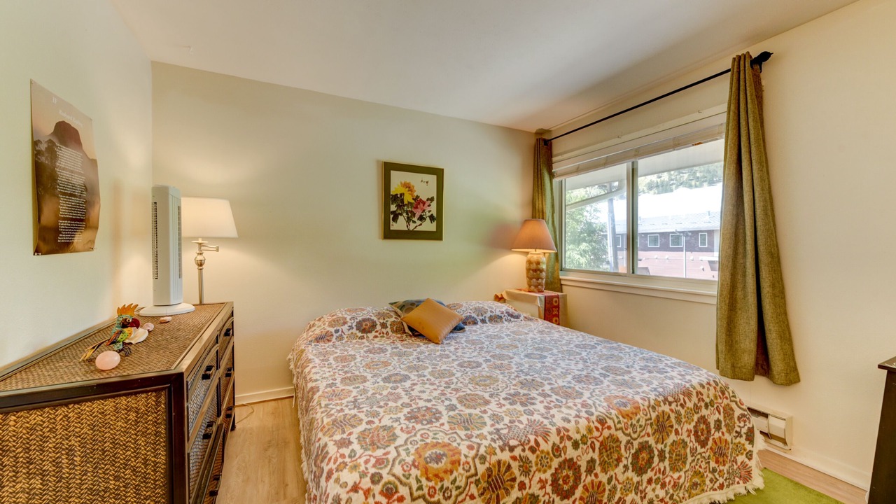 Photo of Bedroom in Downtown