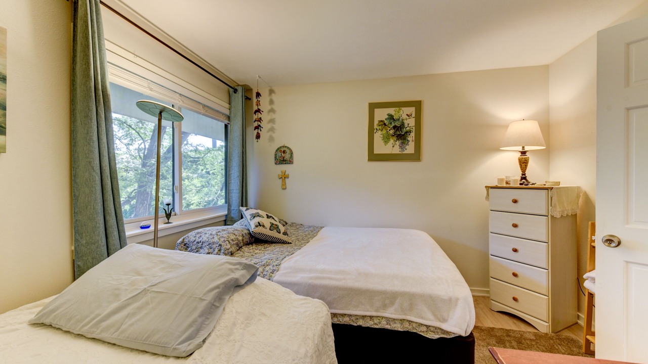 Photo of Bedroom in Downtown