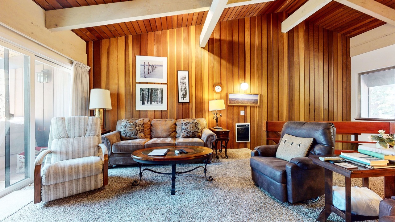Photo of Bedroom in Mammoth Lakes