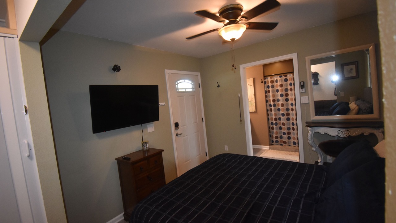 Photo of Bedroom in Kingston