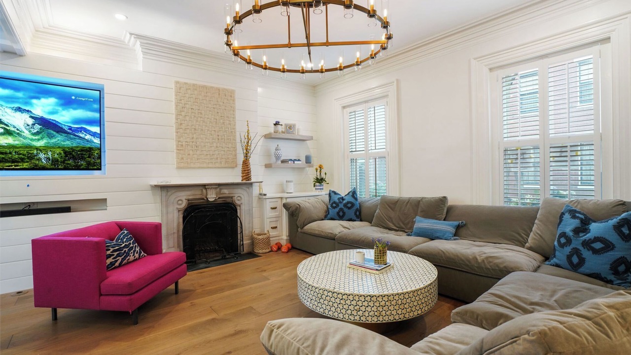 Photo of Bedroom in Thompson Square - Bunker Hill