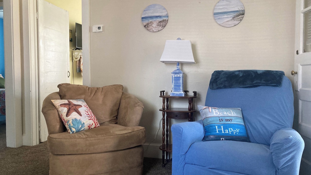 Photo of Livingroom in Colonial Beach