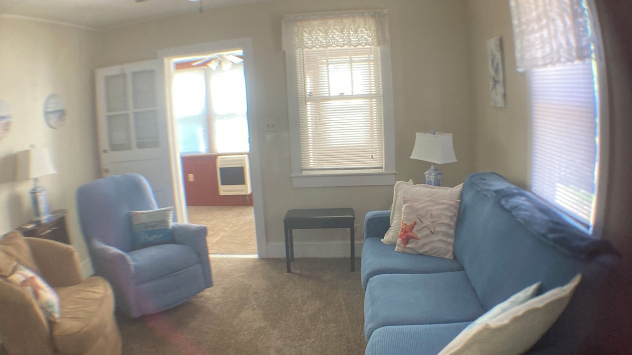 Photo of Livingroom in Colonial Beach