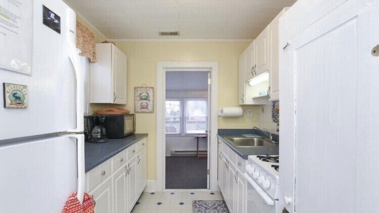 Photo of Kitchen in Colonial Beach