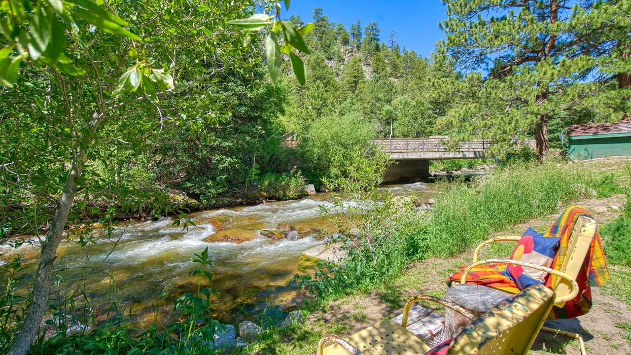 Photo of Others in Lyons