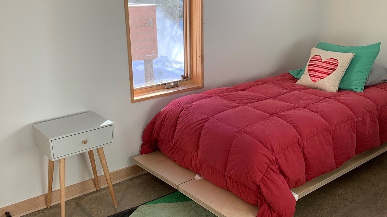 Photo of Bedroom in Williams Bay