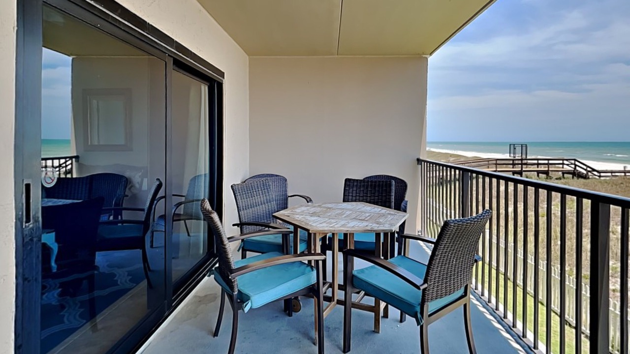 Photo of Patio Balcony in Ono Island