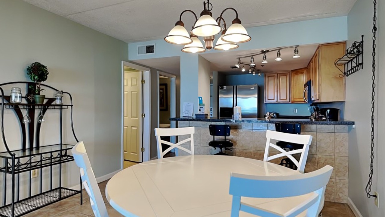 Photo of Livingroom in Ono Island