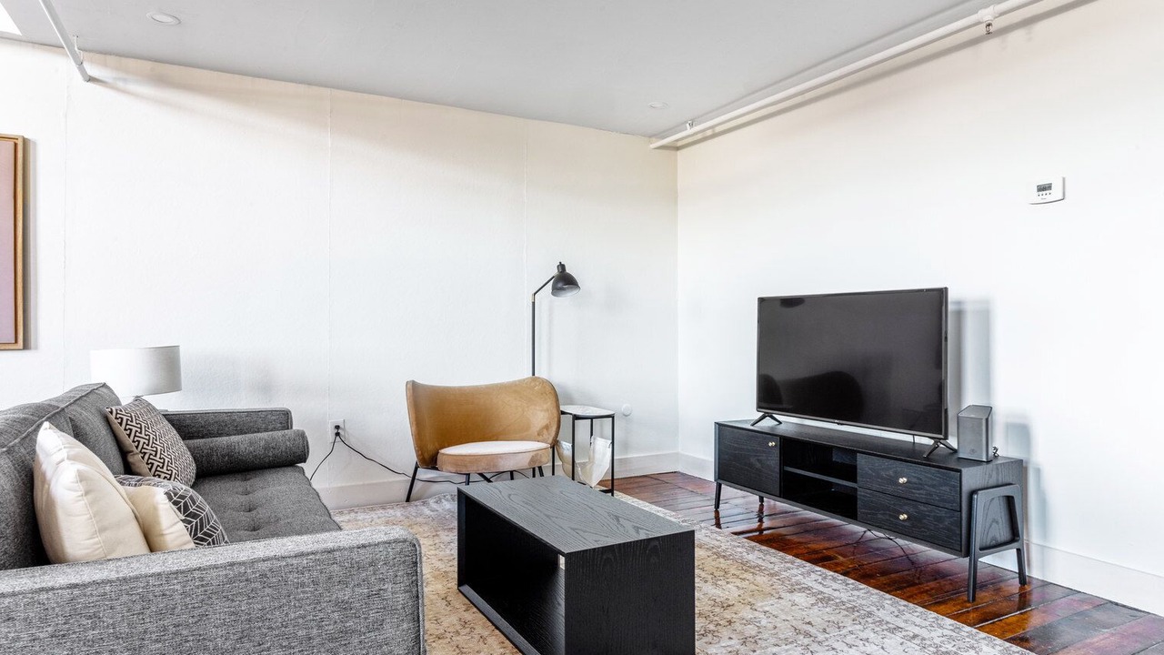 Photo of Livingroom in South End