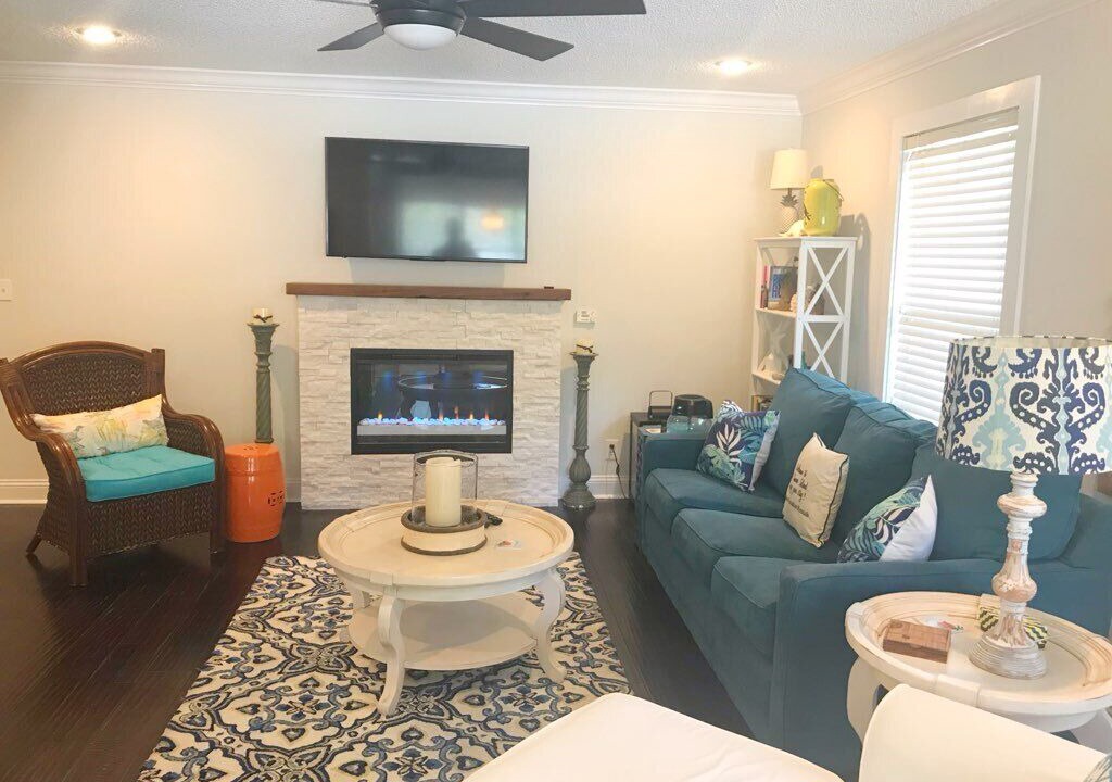 Photo of Livingroom in Saint Simons Heights