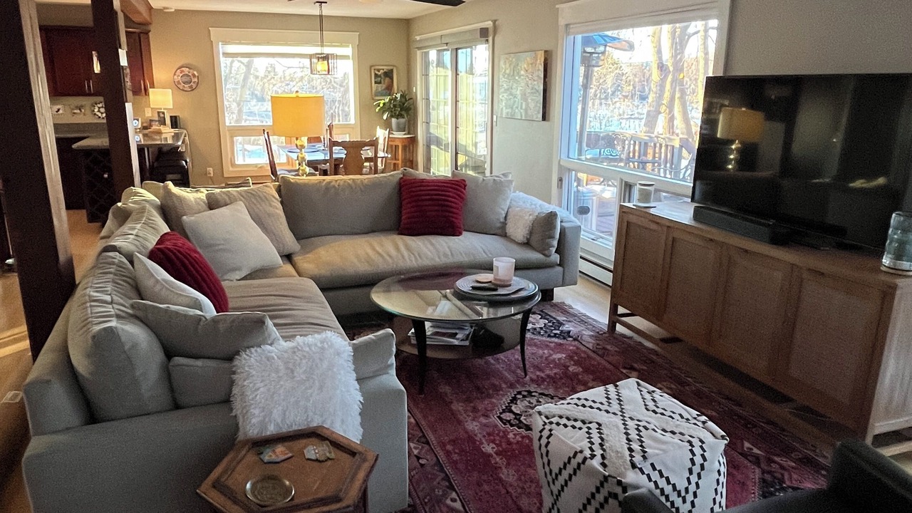 Photo of Livingroom in Old North Boulder